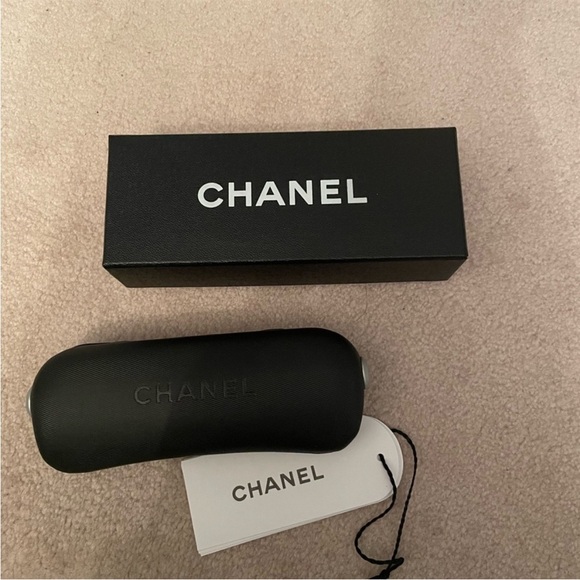 ONLY the case Authentic Chanel Glasses Case - Picture 1 of 7